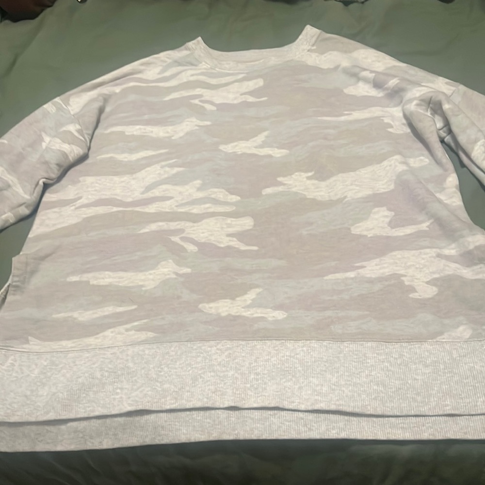 Aerie sweatshirt SIZE L